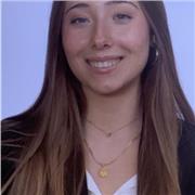 Profesora de inglés, matemáticas y ciencias para niños de primaria